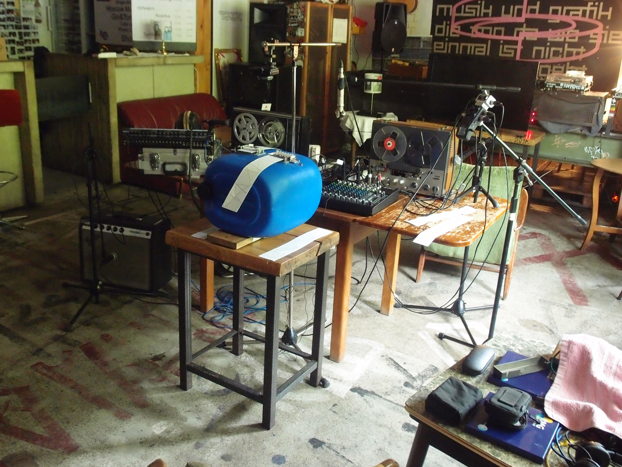 2020-04-25 'sand' Remix Teil 3 (Audio + Video)